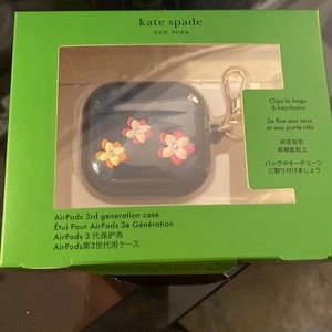 Kate Spade AirPods 3rd generation case